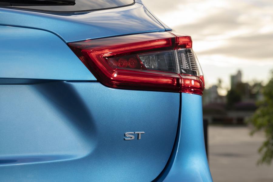 Детали экстерьера Nissan Qashqai ST+ 2019 года  (AU) (фото 15 из 24)
